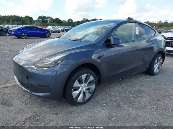 7SAYGDED7PF933832 2023 TESLA MODEL Y - Image 2