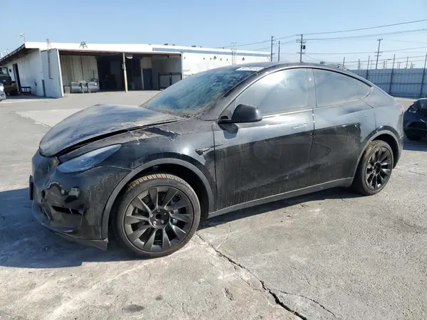 7SAYGDED7PF940912 2023 TESLA MODEL Y - Image 1