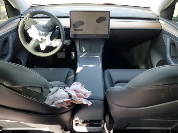 7SAYGDED7PF940912 2023 TESLA MODEL Y - Image 8