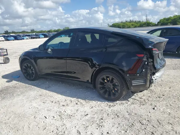 7SAYGDED7PF942109 2023 TESLA MODEL Y - Image 2