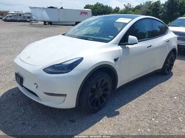 7SAYGDED7PF956382 2023 TESLA MODEL Y - Image 2