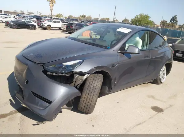 7SAYGDED7PF965163 2023 TESLA MODEL Y - Image 2