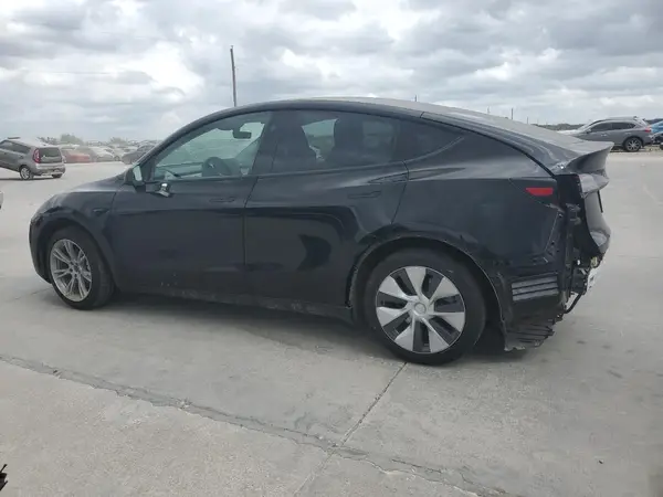 7SAYGDED7PF966667 2023 TESLA MODEL Y - Image 2