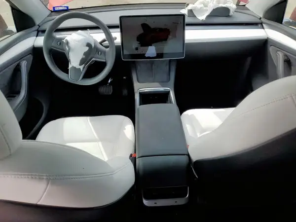 7SAYGDED7RA304605 2024 TESLA MODEL Y - Image 8