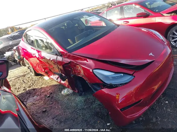 7SAYGDED7RA310226 2024 TESLA MODEL Y - Image 1