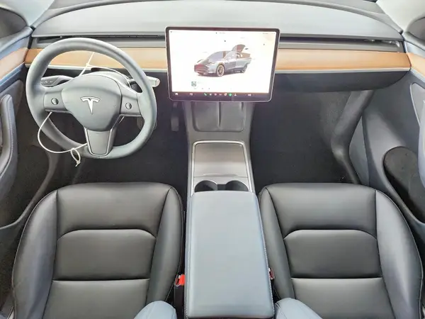 7SAYGDED7RA310758 2024 TESLA MODEL Y - Image 8