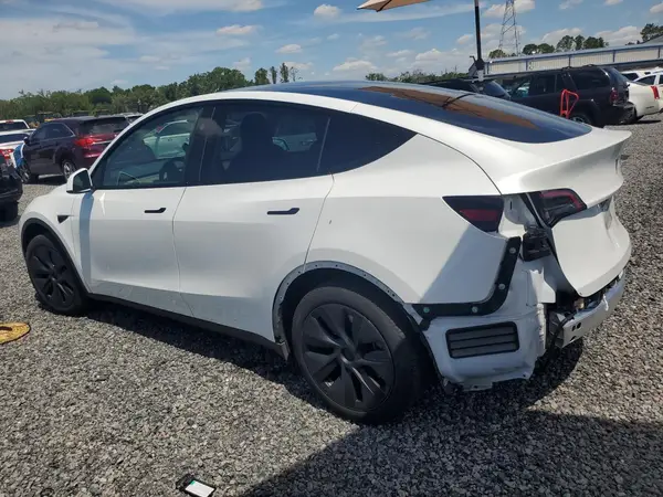 7SAYGDED7RA329326 2024 TESLA MODEL Y - Image 2