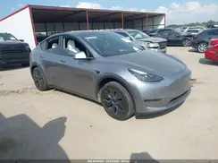 7SAYGDED7RA335353 2024 TESLA MODEL Y