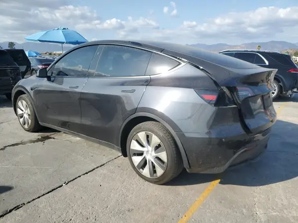 7SAYGDED7RF002959 2024 TESLA MODEL Y - Image 2
