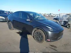 7SAYGDED7RF027828 2024 TESLA MODEL Y