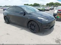 7SAYGDED7RF035203 2024 TESLA MODEL Y