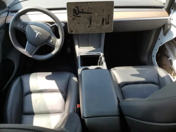 7SAYGDED7RF044614 2024 TESLA MODEL Y - Image 8