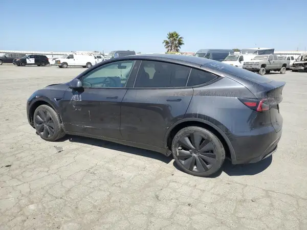 7SAYGDED7RF050963 2016 TESLA MODEL Y - Image 2