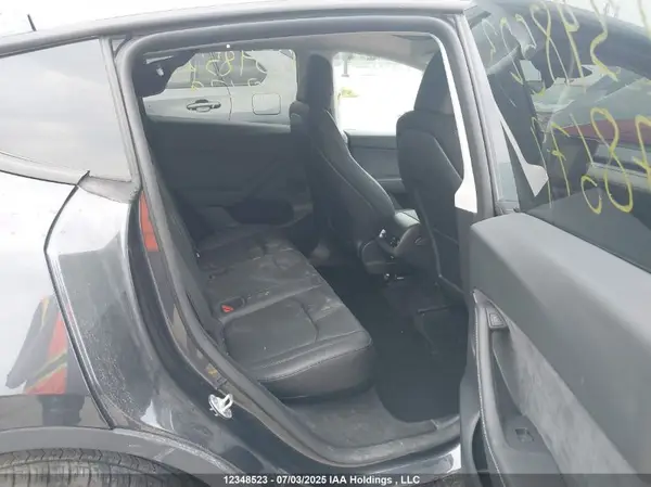 7SAYGDED7RF078679 2024 TESLA MODEL Y - Image 8