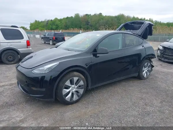 7SAYGDED7RF092727 2024 TESLA MODEL Y - Image 2