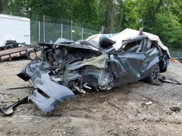 7SAYGDED7RF095594 2024 TESLA MODEL Y - Image 1