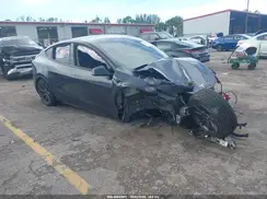 7SAYGDED7RF096387 2024 TESLA MODEL Y