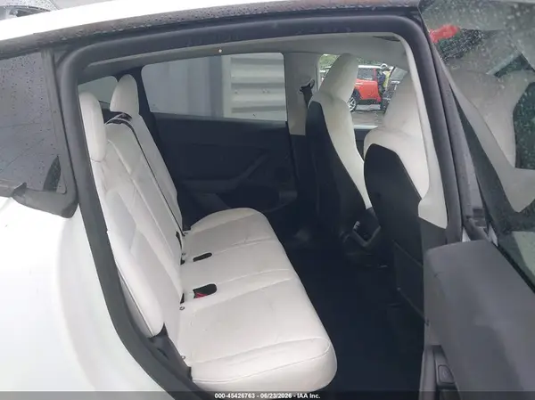 7SAYGDED7RF112586 2024 TESLA MODEL Y - Image 8