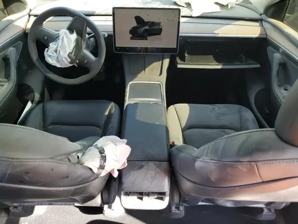 7SAYGDED7RF116833 2024 TESLA MODEL Y - Image 8