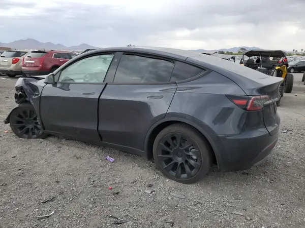 7SAYGDED7RF120011 2024 TESLA MODEL Y - Image 2