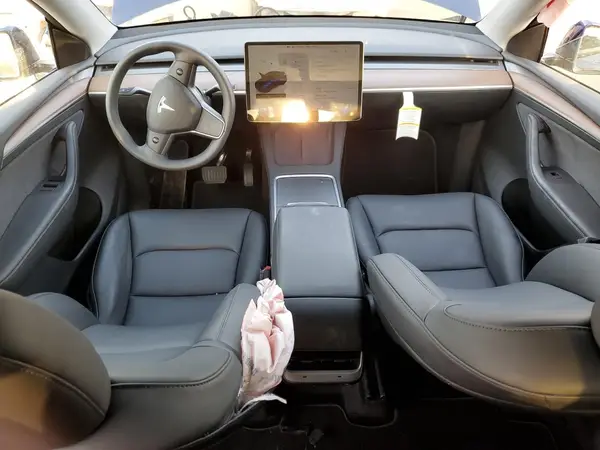 7SAYGDED7RF120168 2024 TESLA MODEL Y - Image 8