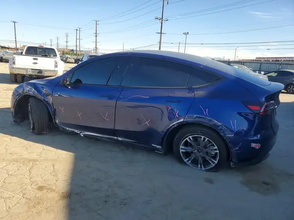 7SAYGDED7RF120574 2024 TESLA MODEL Y - Image 2