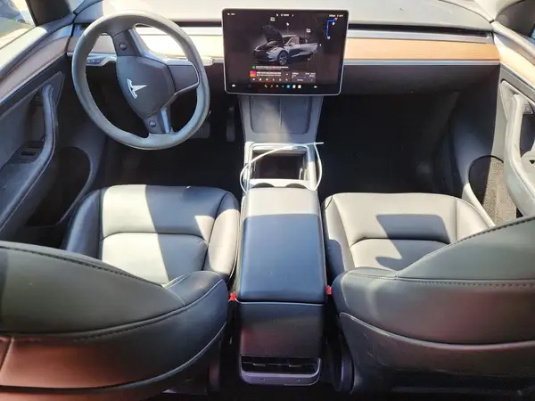 7SAYGDED7RF127122 2024 TESLA MODEL Y - Image 8
