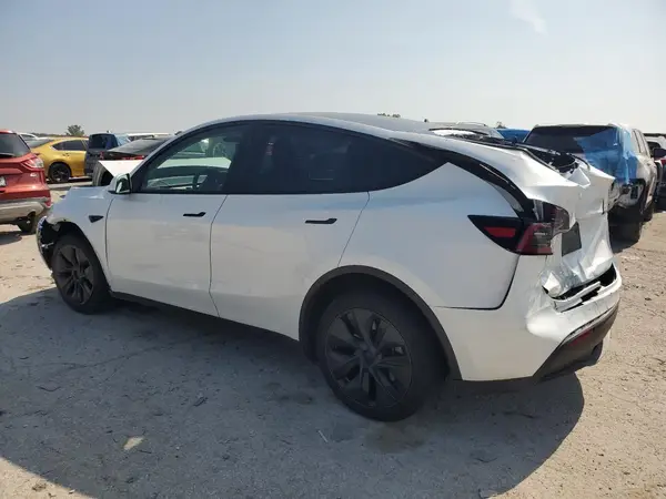 7SAYGDED7RF132711 2024 TESLA MODEL Y - Image 2