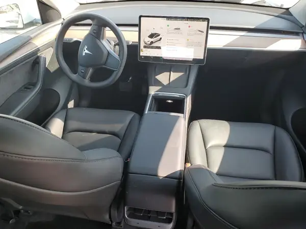 7SAYGDED7RF132711 2024 TESLA MODEL Y - Image 8