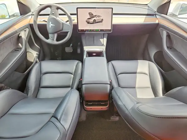 7SAYGDED7RF149945 2024 TESLA MODEL Y - Image 8
