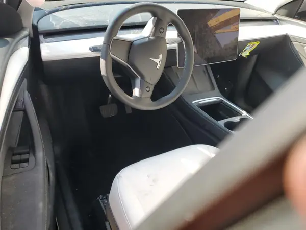 7SAYGDED7RF162680 2024 TESLA MODEL Y - Image 8
