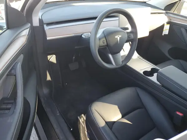 7SAYGDED7RF162890 2024 TESLA MODEL Y - Image 8