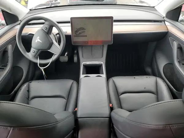 7SAYGDED7RF184503 2024 TESLA MODEL Y - Image 8