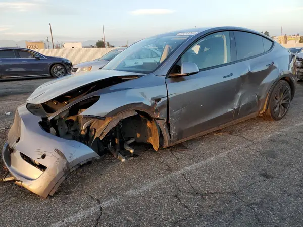 7SAYGDED7RF192231 2024 TESLA MODEL Y - Image 1