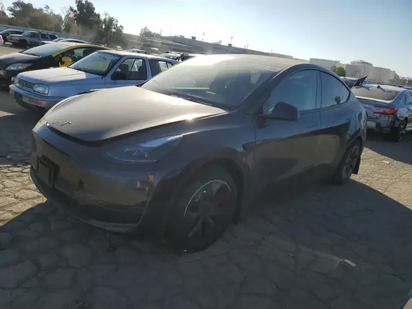 7SAYGDED7RF196053 2024 TESLA MODEL Y - Image 1