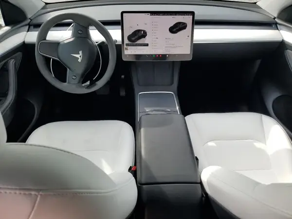 7SAYGDED7RF201946 2024 TESLA MODEL Y - Image 8
