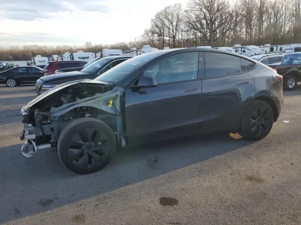 7SAYGDED7RF206693 2024 TESLA MODEL Y - Image 1
