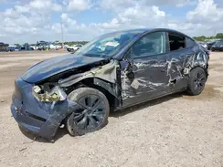 7SAYGDED7SA353759 2025 TESLA MODEL Y