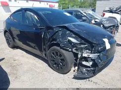 7SAYGDED7SA372294 2025 TESLA MODEL Y