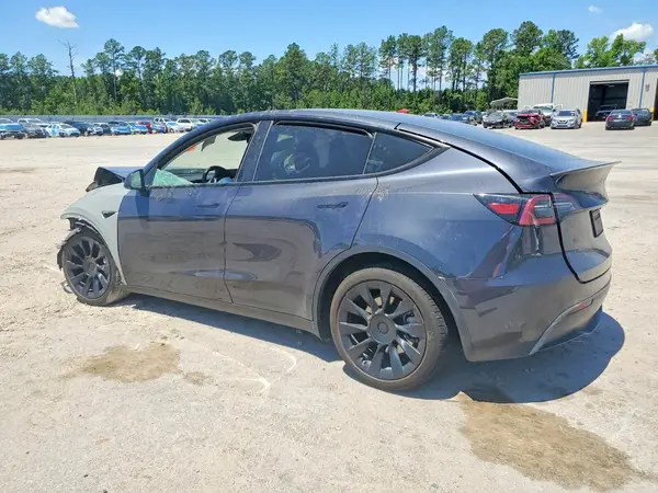 7SAYGDED7SA372568 2025 TESLA MODEL Y - Image 2