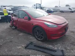 7SAYGDED7SA372957 2025 TESLA MODEL Y