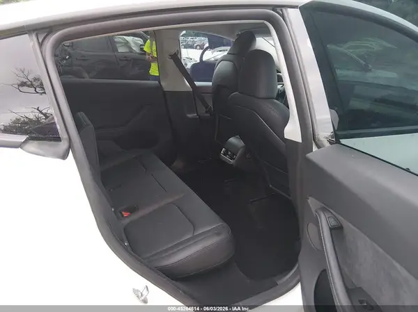 7SAYGDED7SA373669 2025 TESLA MODEL Y - Image 8
