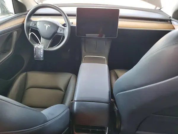 7SAYGDED7SA377737 2025 TESLA MODEL Y - Image 8