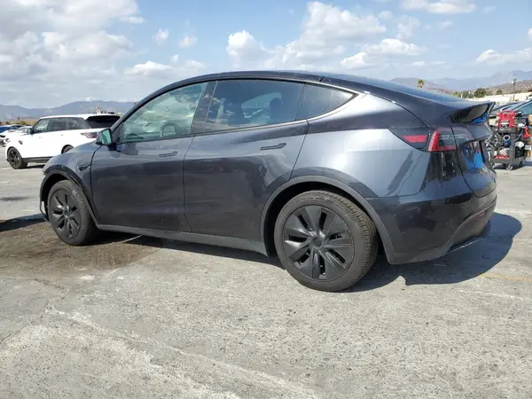 7SAYGDED7SF218400 2025 TESLA MODEL Y - Image 2