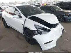 7SAYGDED7SF221636 2025 TESLA MODEL Y