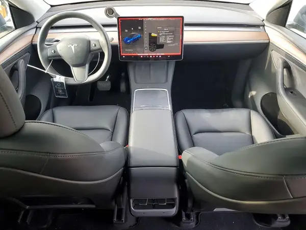 7SAYGDED7SF231356 2025 TESLA MODEL Y - Image 8