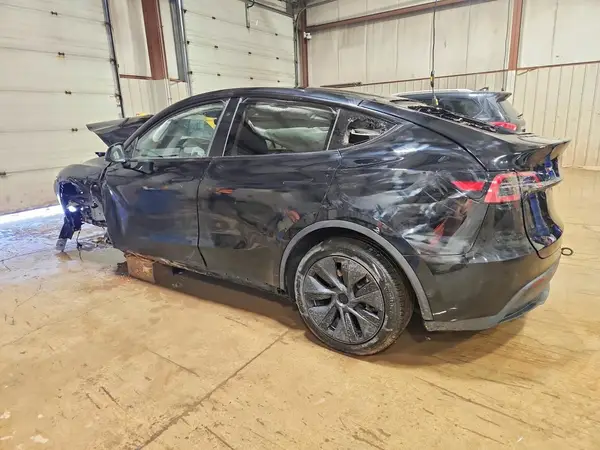 7SAYGDED7SF241191 2025 TESLA MODEL Y - Image 2