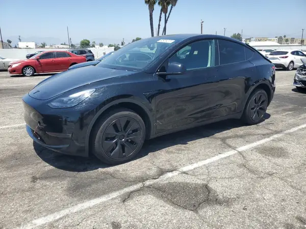 7SAYGDED7SF257259 2025 TESLA MODEL Y - Image 1