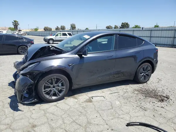 7SAYGDED7SF258587 2025 TESLA MODEL Y - Image 1
