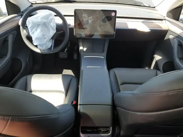 7SAYGDED7SF258587 2025 TESLA MODEL Y - Image 8